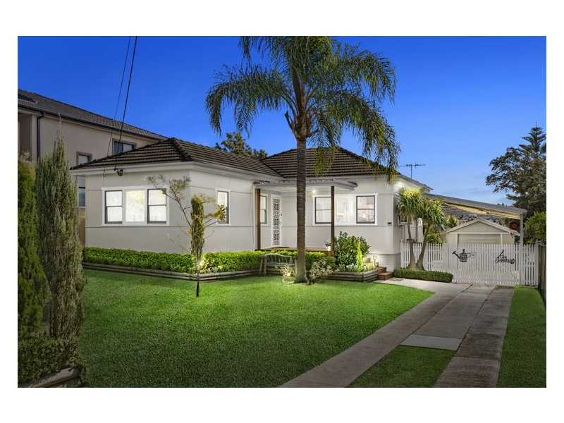 7 Pindari Crescent, South Wentworthville NSW 2145