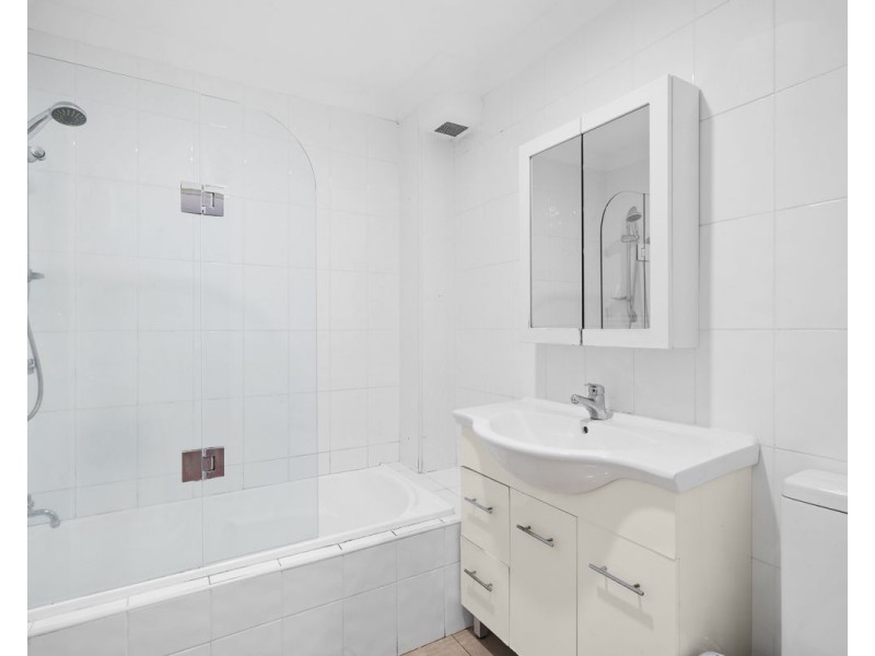 19/37-39 Memorial Avenue, Merrylands NSW 2160