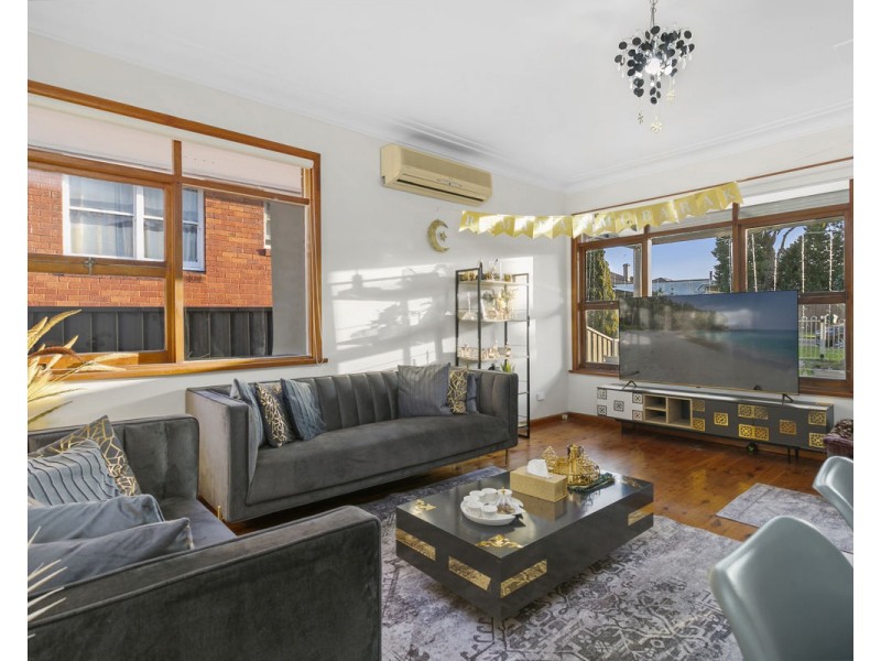 61 Queen Street, Guildford NSW 2161