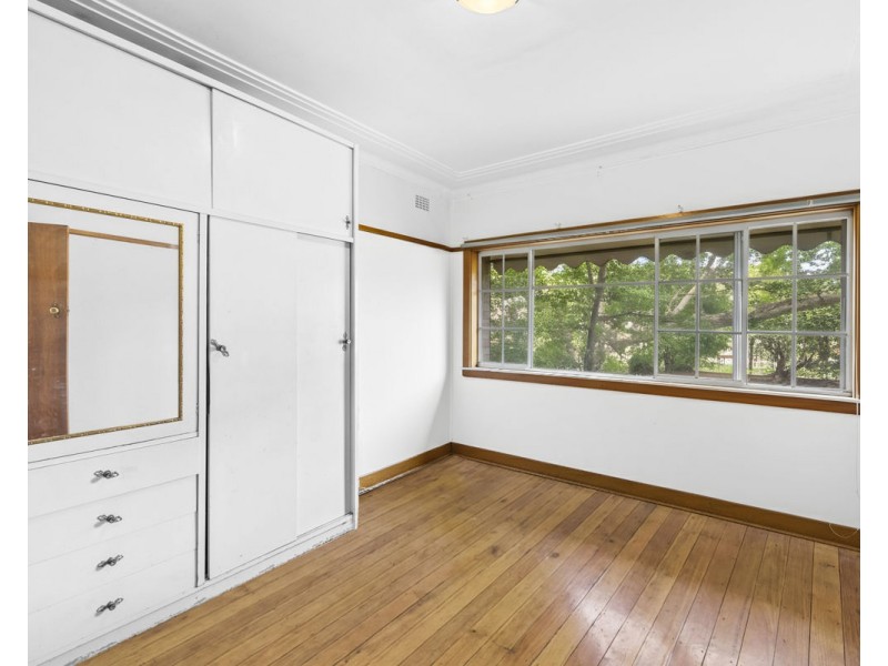 27 Burnett Street, Merrylands NSW 2160