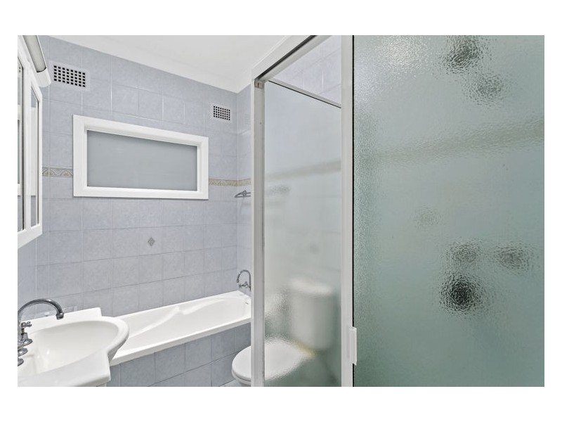17 Bates Avenue, South Wentworthville NSW 2145