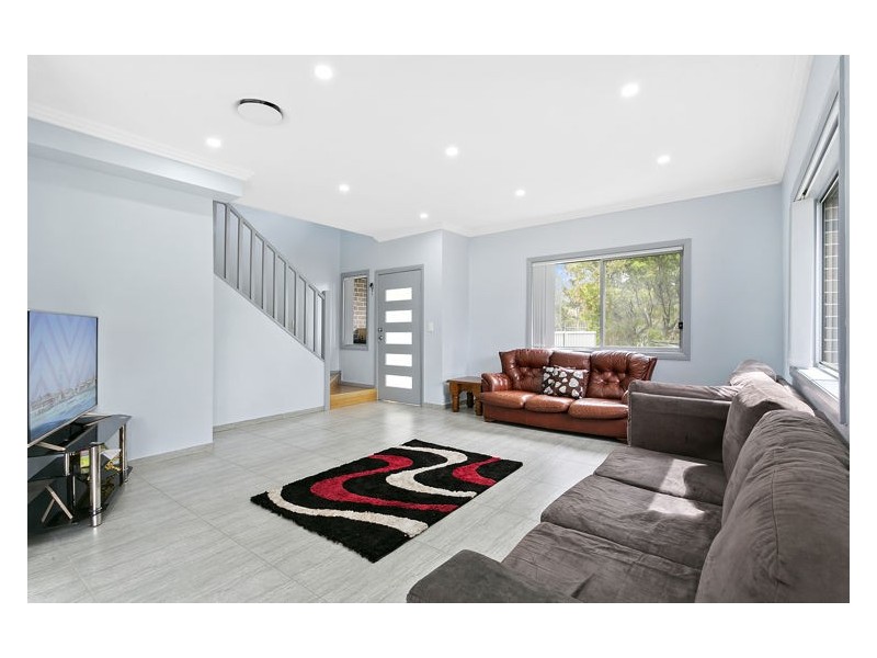 44 Jeffrey Avenue, Greystanes NSW 2145