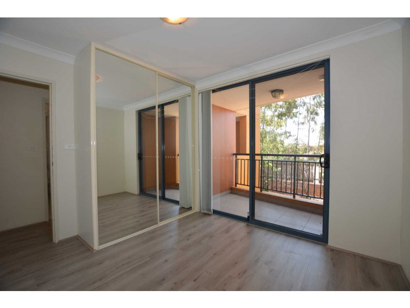 10/38 MEMORIAL AVENUE, Merrylands NSW 2160
