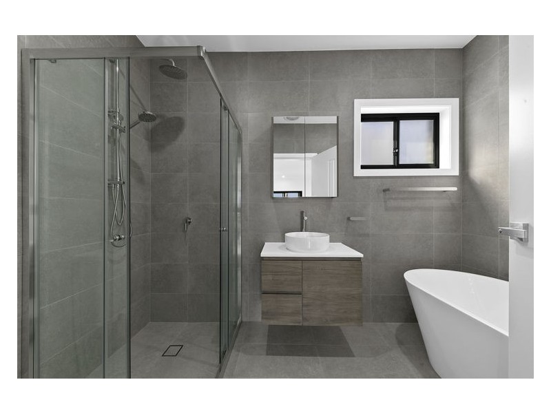 1b Flamingo Place, Pendle Hill NSW 2145