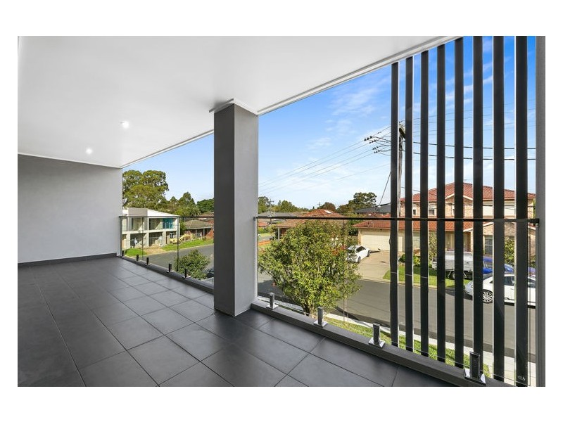 1b Flamingo Place, Pendle Hill NSW 2145