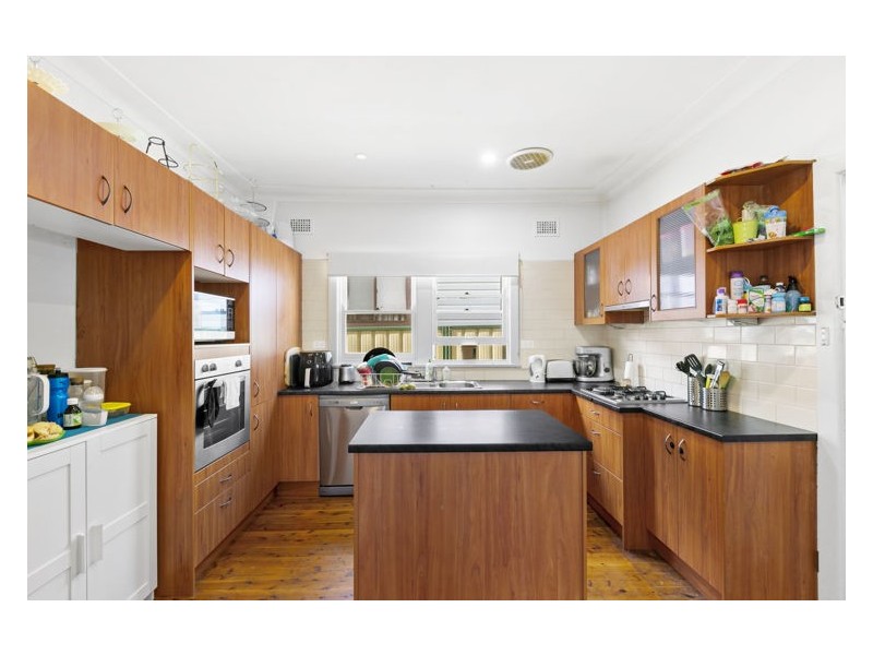 69 & 69a Clarence Street, Merrylands NSW 2160