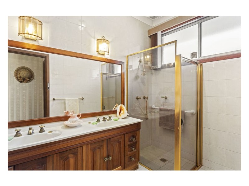 16 Vernon Street, Greystanes NSW 2145