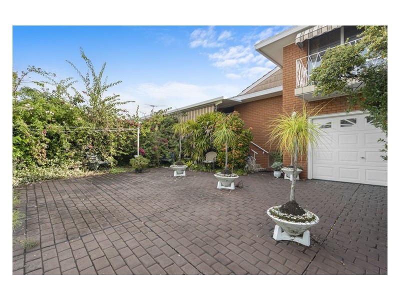 16 Vernon Street, Greystanes NSW 2145