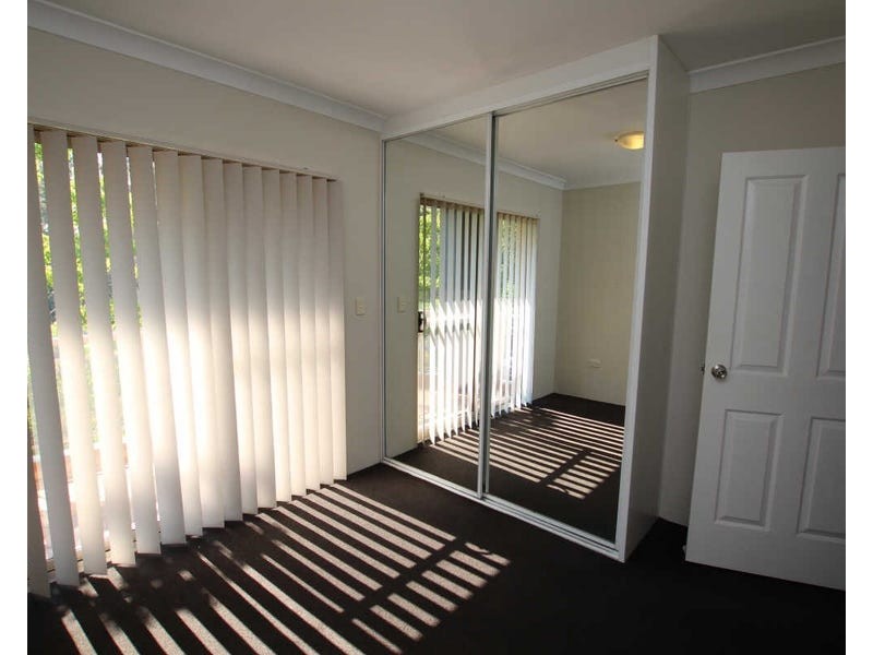 5/30 Memorial Av, Merrylands NSW 2160