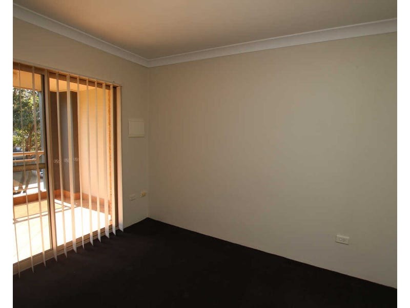 5/30 Memorial Av, Merrylands NSW 2160