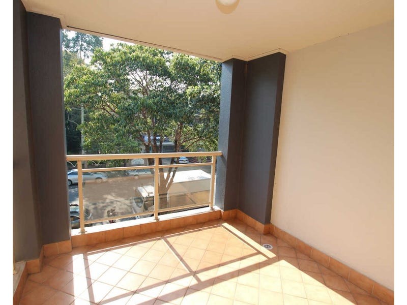 5/30 Memorial Av, Merrylands NSW 2160