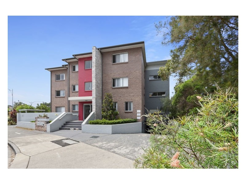 10/2 Dressler Court, Merrylands NSW 2160