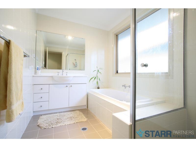 8 Dullai Avenue, Pemulwuy NSW 2145