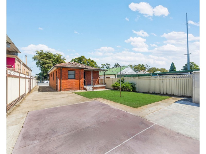 191 Woodville Road, Merrylands NSW 2160