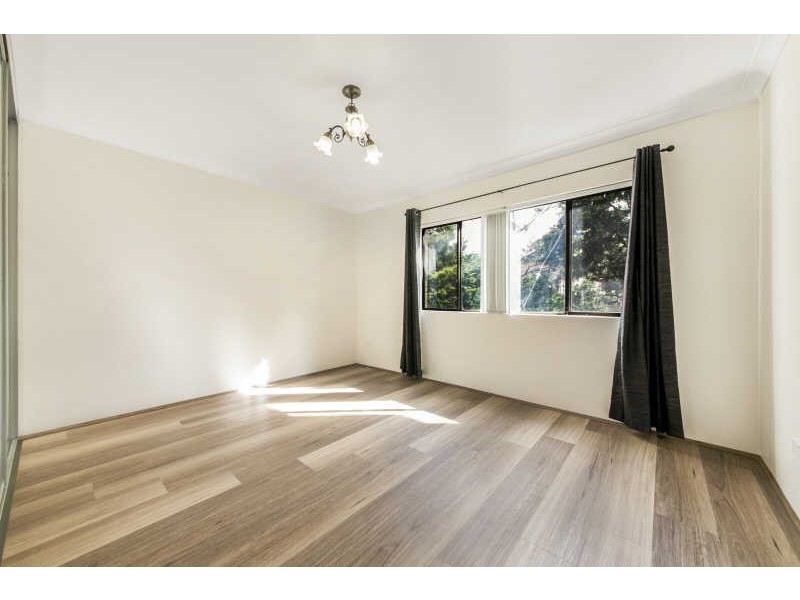 1/11 JESSIE STREET, Westmead NSW 2145