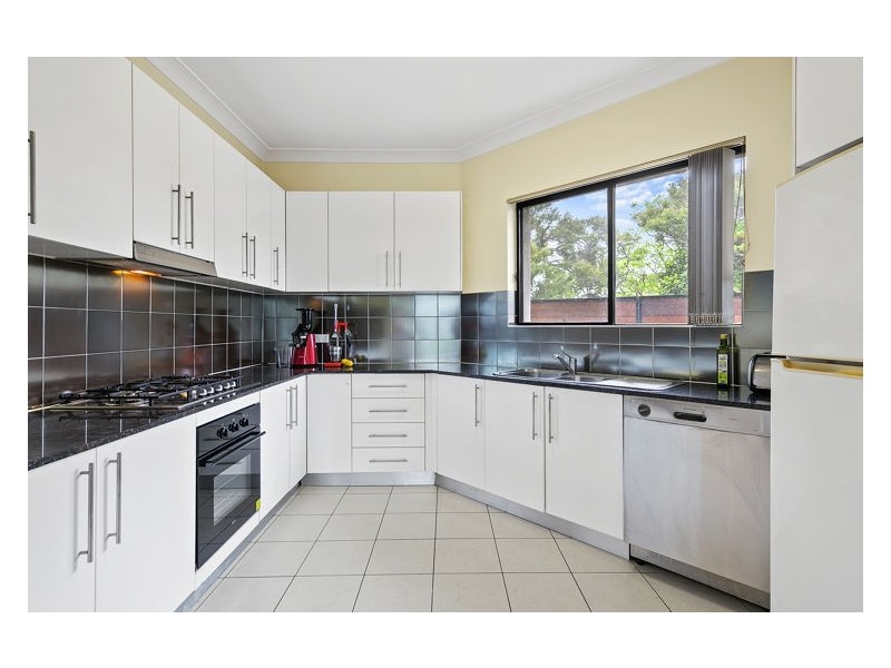 1/239-241 Excelsior Street, Guildford NSW 2161