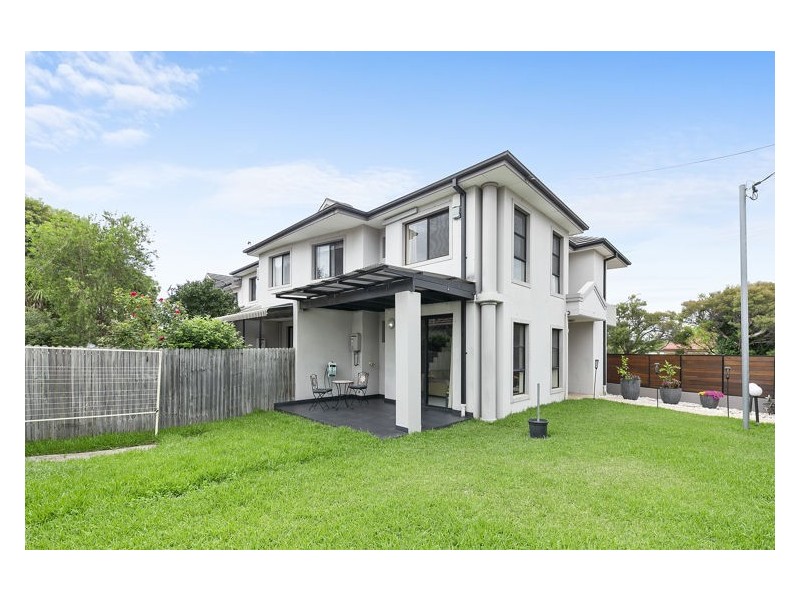1/239-241 Excelsior Street, Guildford NSW 2161