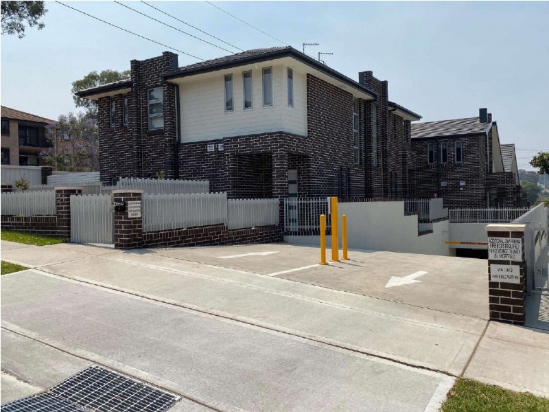 2/51  Stapleton Street, Wentworthville NSW 2145