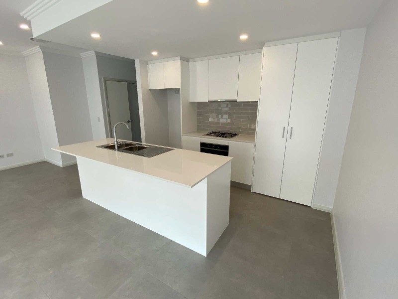 2/51  Stapleton Street, Wentworthville NSW 2145