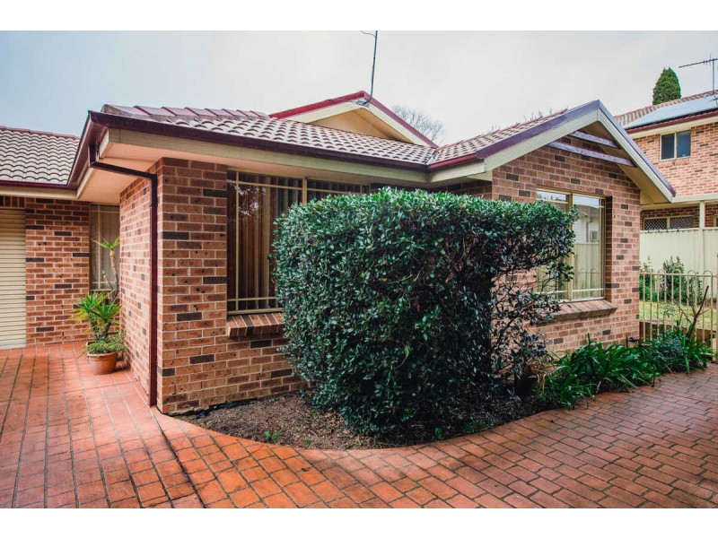 3/7  Rhonda Street, Pendle Hill NSW 2145