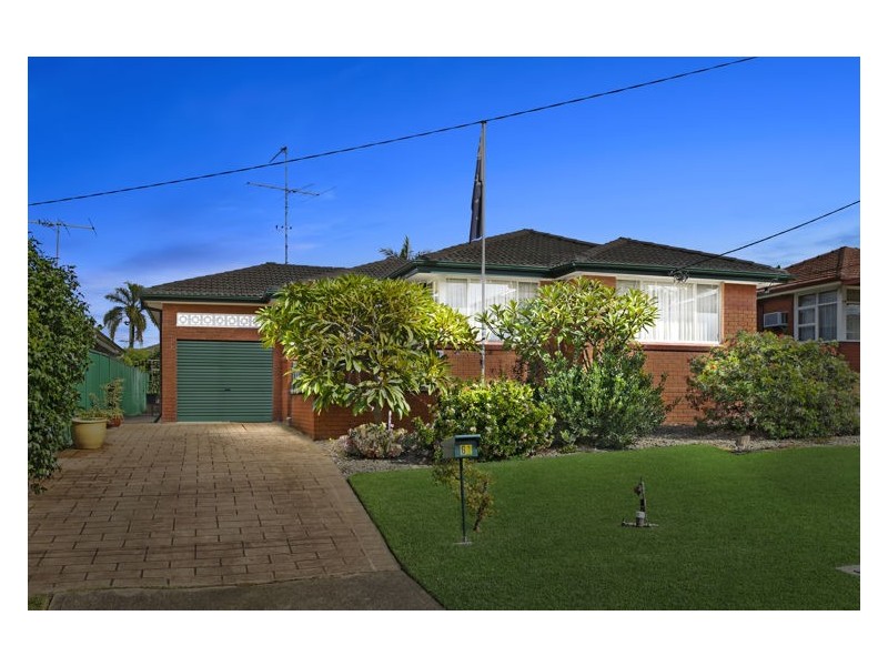 61 Lyle Street, Girraween NSW 2145