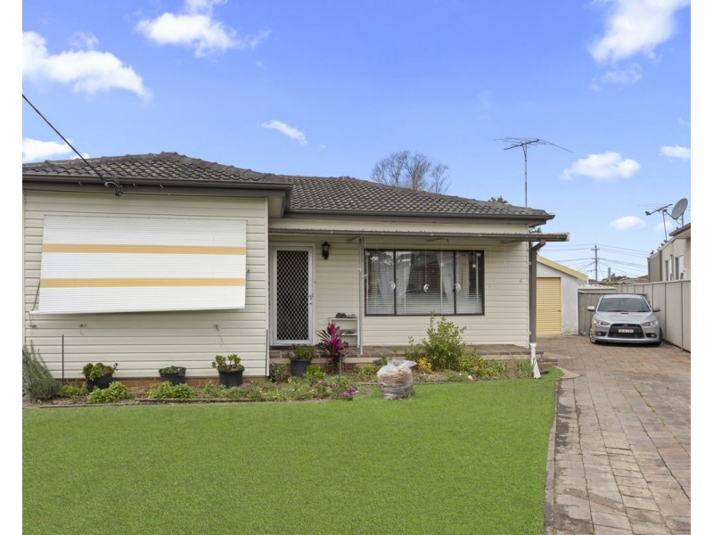 15 Lance Crescent, Greystanes NSW 2145