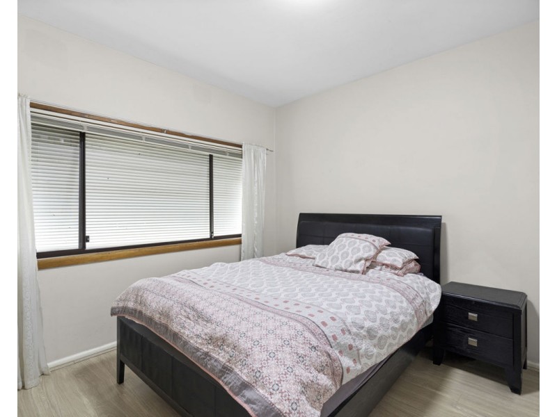 15 Lance Crescent, Greystanes NSW 2145