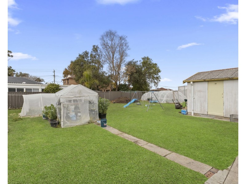 15 Lance Crescent, Greystanes NSW 2145