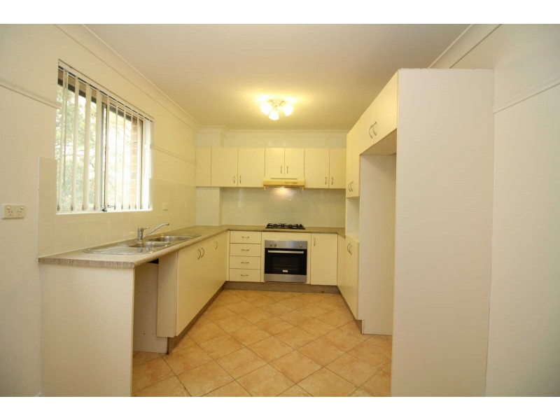 08/23 OXFORD STREET, Merrylands NSW 2160