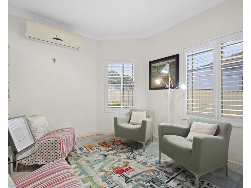 18 Elsinore Street, Merrylands NSW 2160