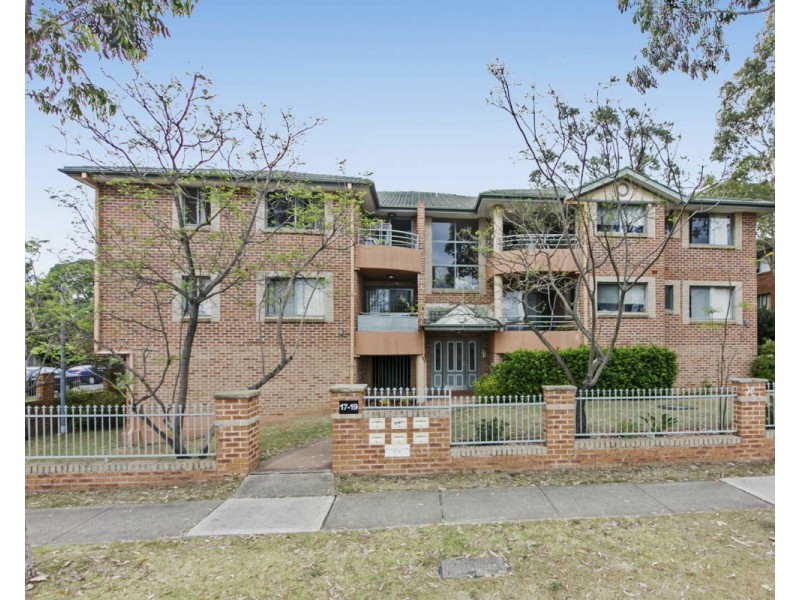 8/17-19 Boundary Street, Granville NSW 2142
