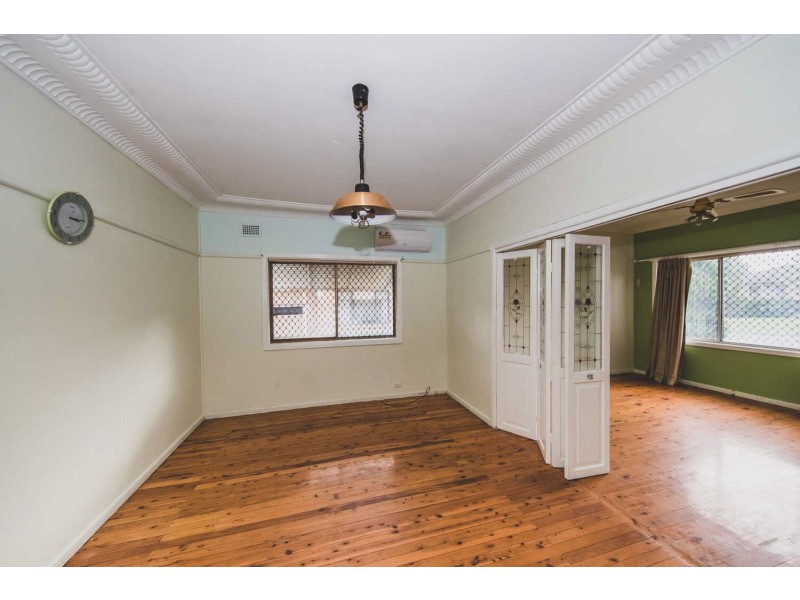 2  Camillo Place, Pendle Hill NSW 2145