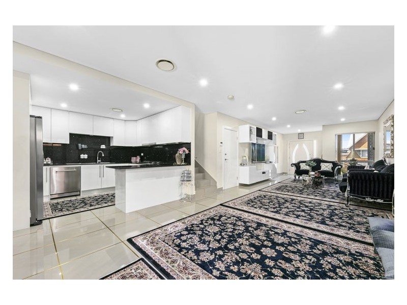 13a Royal Place, Greystanes NSW 2145