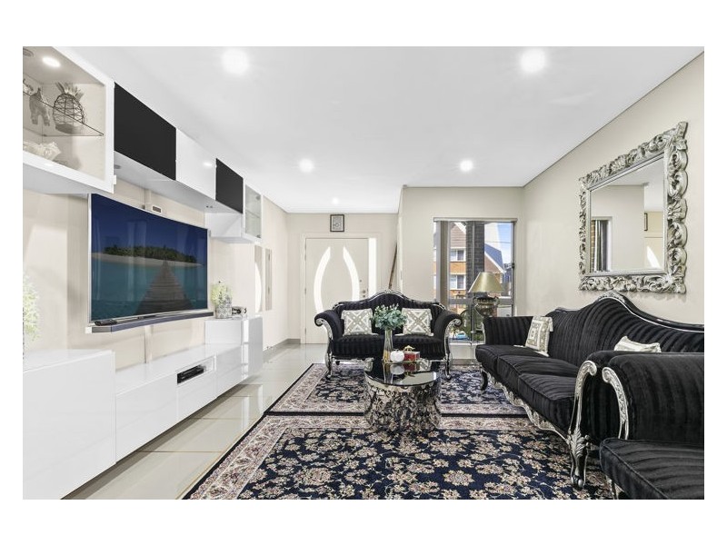 13a Royal Place, Greystanes NSW 2145