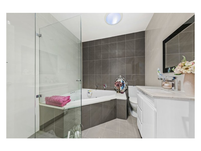 13a Royal Place, Greystanes NSW 2145