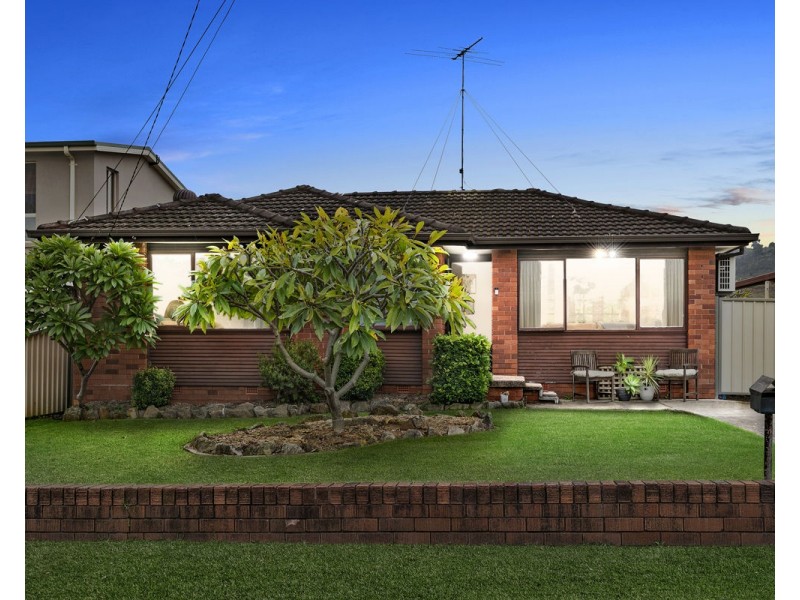 65 Grevillea Crescent, Greystanes NSW 2145