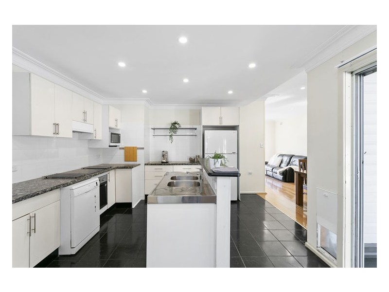 18 Winston Avenue, Guildford NSW 2161