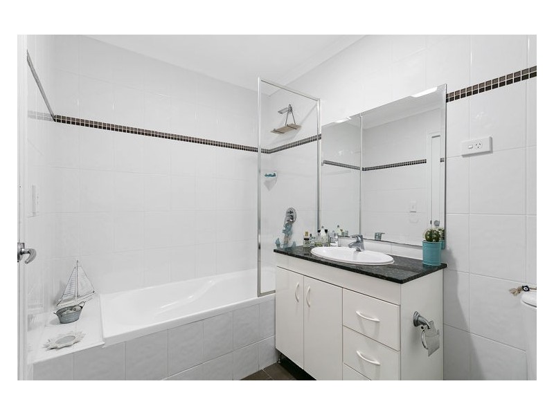 10/8 Refractory Court, Merrylands NSW 2160