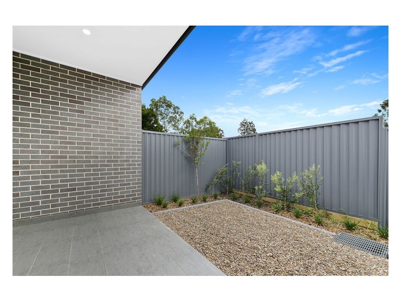 4/180 Targo Road, Girraween NSW 2145