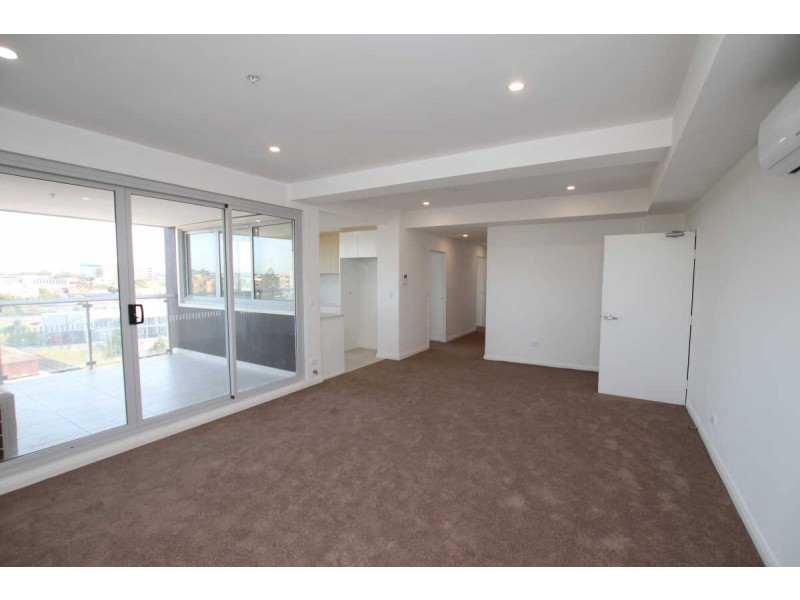 607/5 SECOND AVENUE, Blacktown NSW 2148