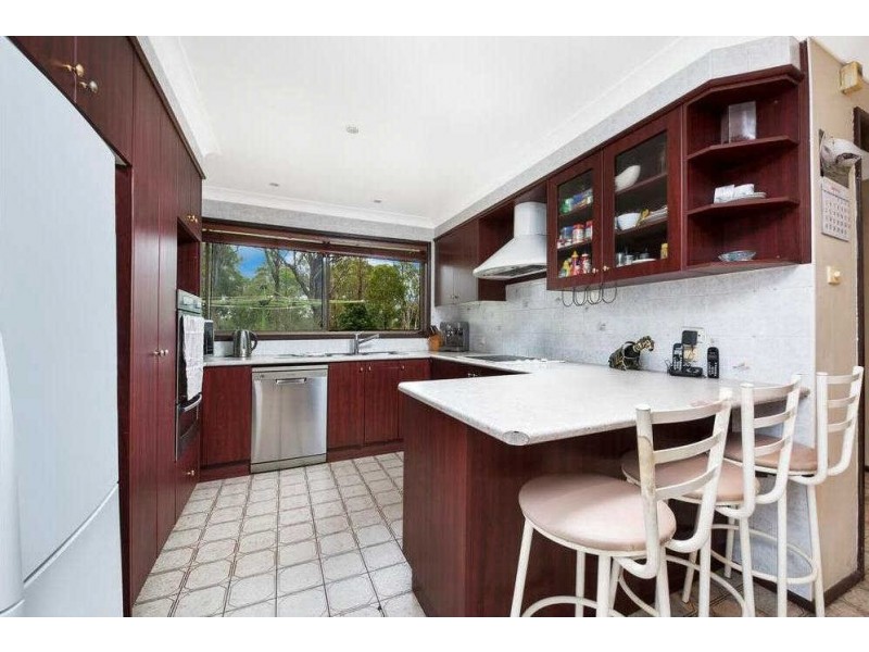 28  Popondetta Place, Glenfield NSW 2167