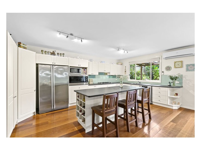 17 Arnett Street, Pendle Hill NSW 2145