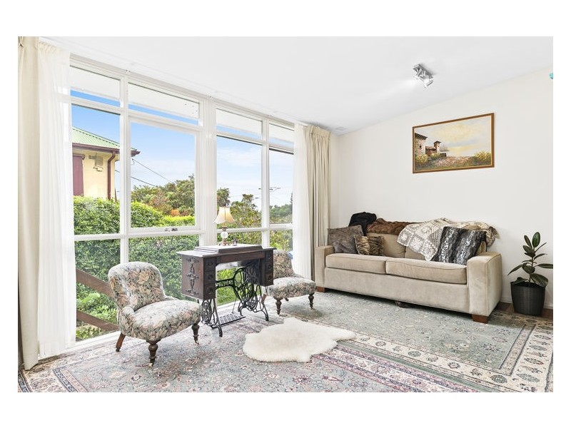 17 Arnett Street, Pendle Hill NSW 2145