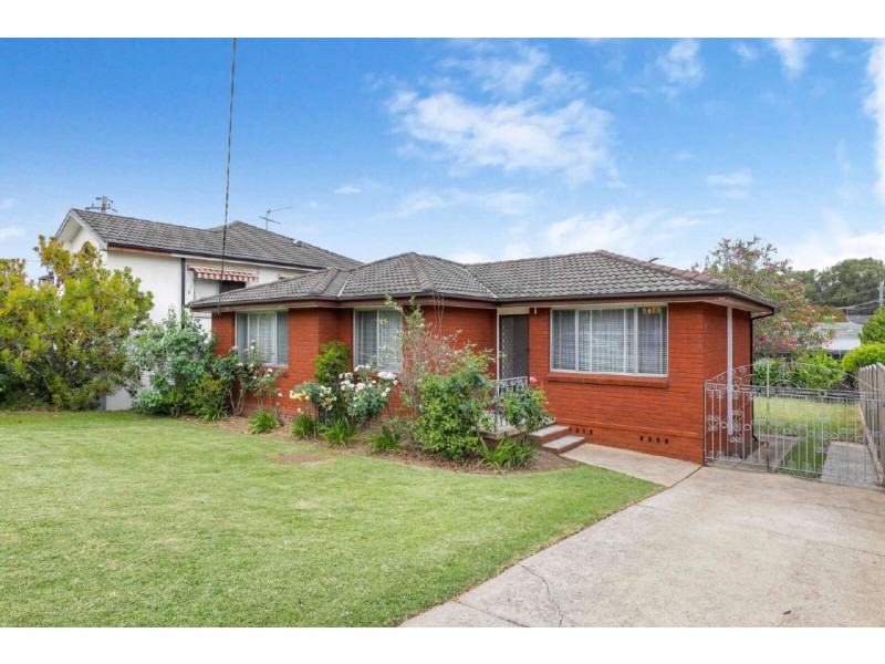 124  Metella Road, Toongabbie NSW 2146