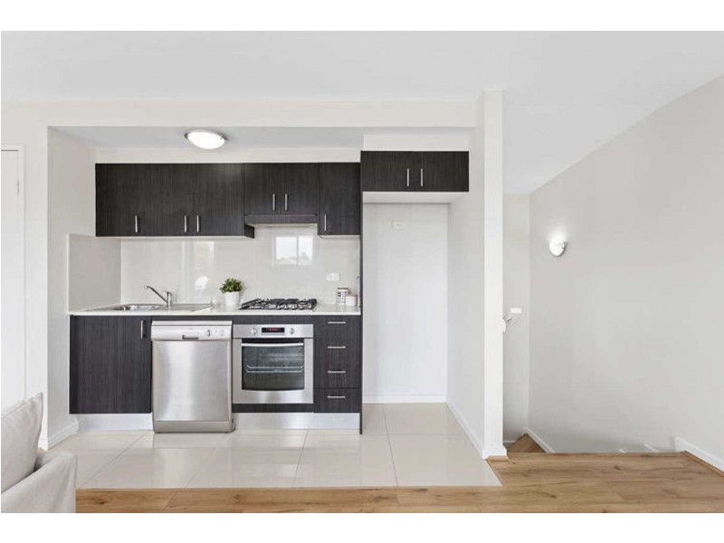 10/2  Dressler Court, Holroyd NSW 2142