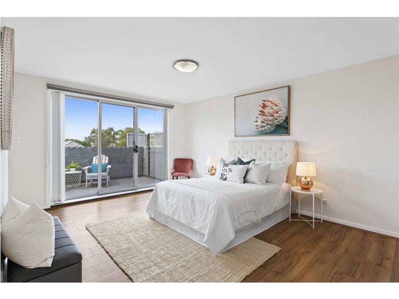 10/2  Dressler Court, Holroyd NSW 2142