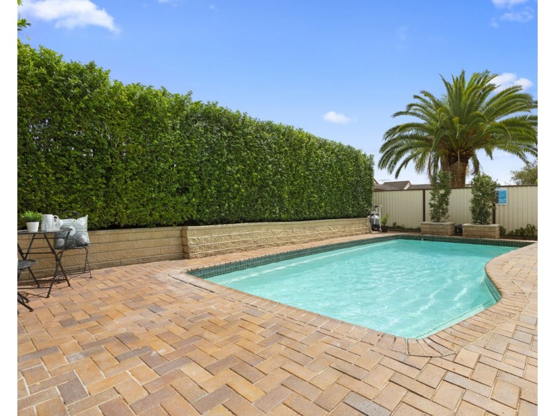 60 Ian Street, Greystanes NSW 2145