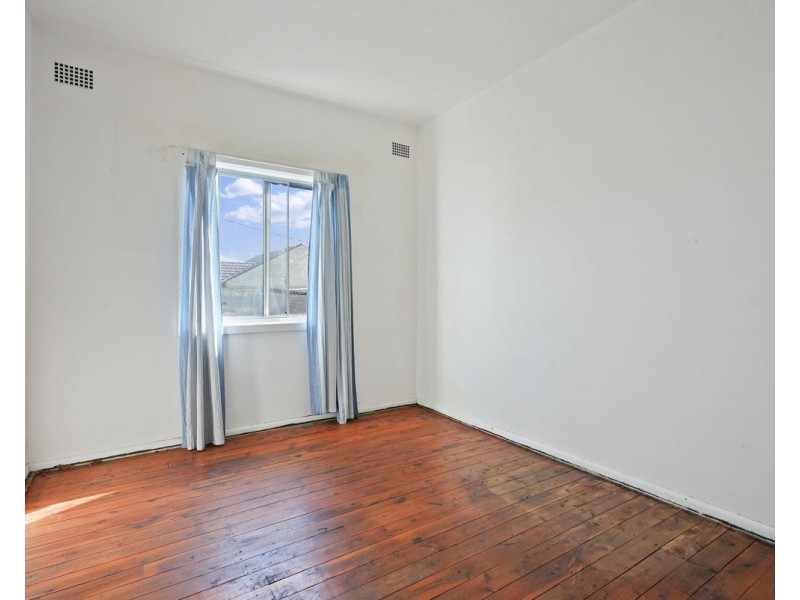 11 Paul Crescent, South Wentworthville NSW 2145