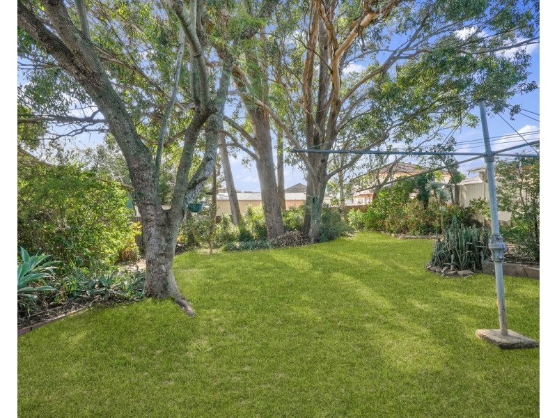 11 Paul Crescent, South Wentworthville NSW 2145