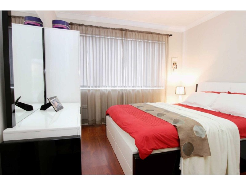 18/42-46  Treves St, Merrylands NSW 2160